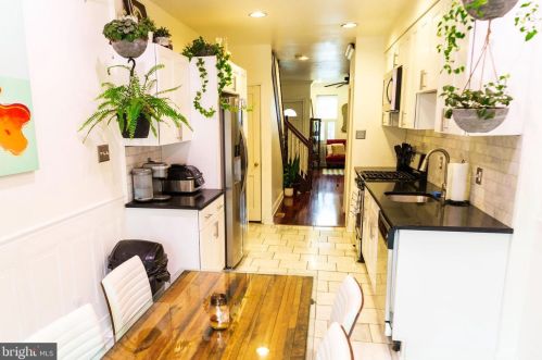 2308 Cumberland St, Philadelphia PA 19132-4119 exterior