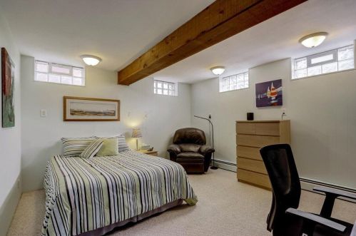 6621 Wisconsin Ave, Milwaukee WI 53213-3914 exterior