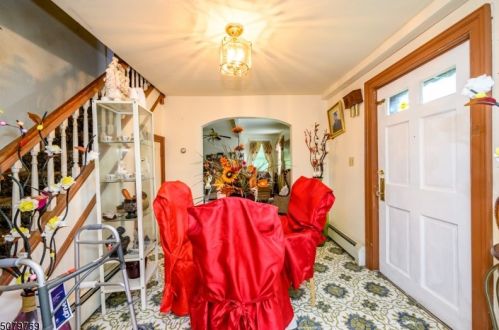 971 Mountain Ave, Mountainside, NJ 07092-2706