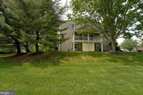 46 Lehavre Ct, Trenton NJ  08619-4723 exterior