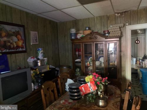 2418 16th St, Philadelphia PA  19132-4438 exterior