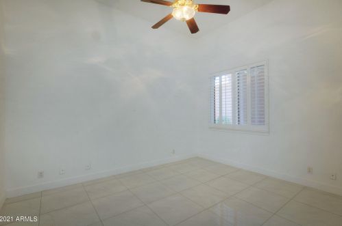 14024 8th Pl, Phoenix AZ 85014-2101 exterior