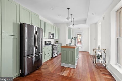 1429 Q St, Washington DC 20009-3808 exterior