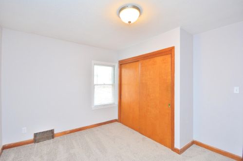 8526 Keefe Ave, Milwaukee WI  53222-2821 exterior