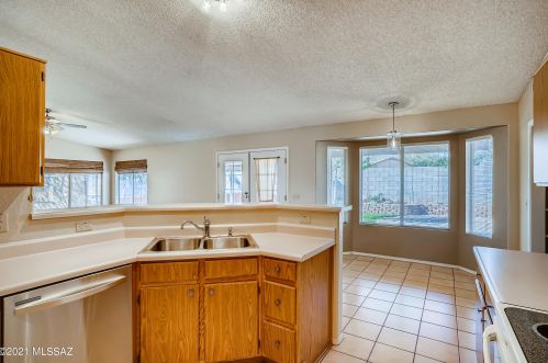 9835 Banbridge St, Tucson AZ 85747-5142 exterior