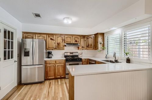 10505 Berthound Dr, Austin TX 78758-4732 exterior