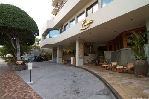2045 Kalakaua Ave, Honolulu HI  96815-5118 exterior