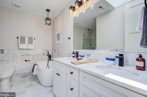 1520 Upshur St, Washington DC  20011-7008 exterior