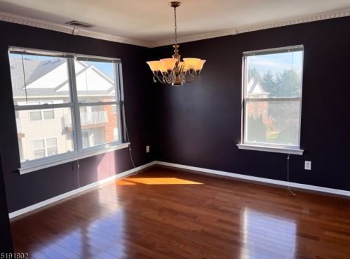 26 Gracie Rd, East Hanover NJ  07936-3584 exterior