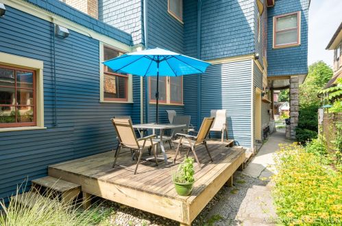 60 College Ave, Grand Rapids MI 49503-1155 exterior