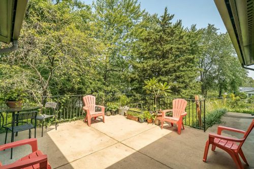 957 Flair Ct, Saint Louis MO 63146-5015 exterior