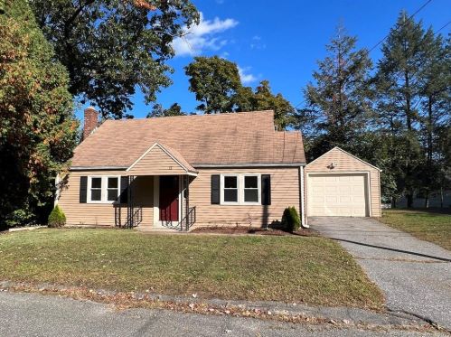 92 Spring St, Torrington, CT 06790-4711