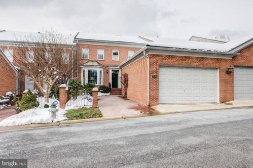 7826 Hidden Meadow Ter, Rockville MD  20854-1734 exterior