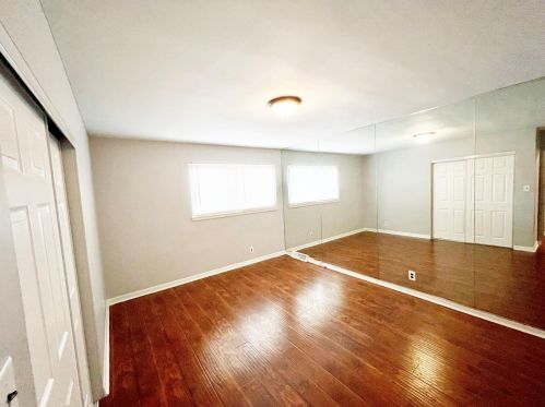 7458 Constance Ave, Chicago IL 60649-3120 exterior