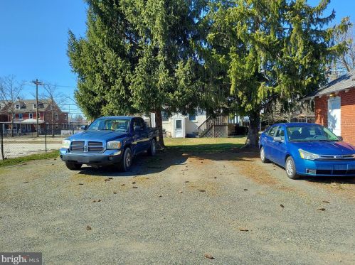 764 Charlotte St, Pottstown PA 19464-5947 exterior