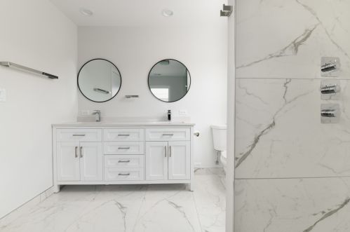 7421 Ottawa Ave, Chicago IL  60631-4238 exterior