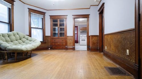 1915 University Ave, Madison WI 53726-3918 exterior