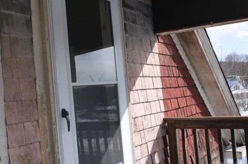 346 Oak Ave, Torrington CT 06790-6538 exterior