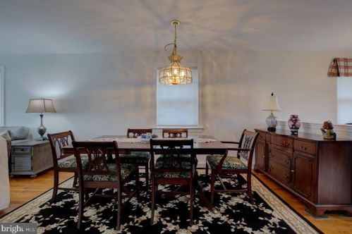 4 Lawnton Ter, Manor PA 19036-1110 exterior