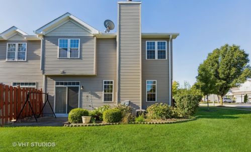 3858 Pathfinder Ln, Joliet IL 60435-8716 exterior