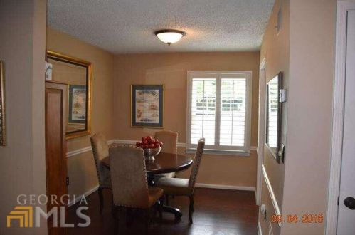 125 Lablanc Way, Atlanta GA  30327-1057 exterior