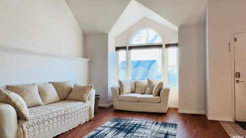 11731 Canberra Dr, Sandy UT 84094-5692 exterior