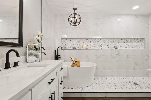 11032 Carissa Dr, Dallas TX  75218-1366 exterior