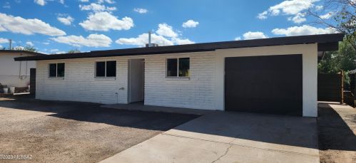 2031 Hadley St, Tucson AZ  85705-2224 exterior