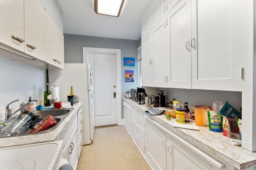 310 15 Ave, Duluth MN 55812-1677 exterior