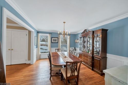 4 Seward Pl, Chester NJ 07930-2609 exterior