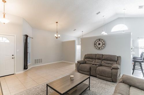 536 Remington Oak Dr, Lake Mary FL 32746-4993 exterior