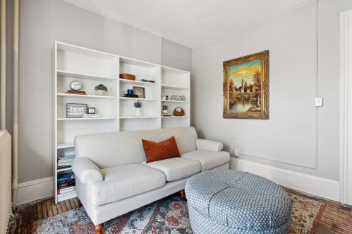 1672 Cass St, Milwaukee WI  53202-2053 exterior