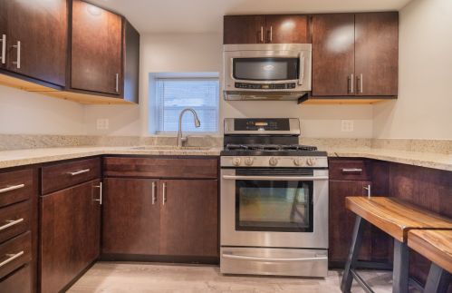 4848 Tripp Ave, Chicago IL 60629-5743 exterior