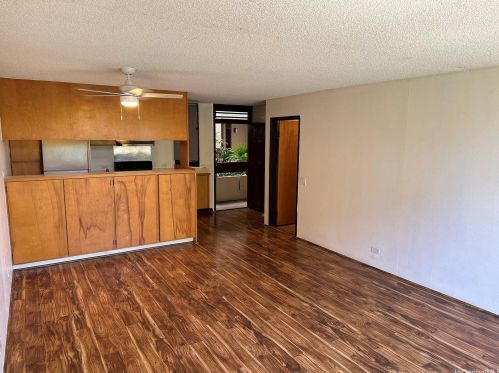 1441 Piikoi St, Honolulu HI  96822-4086 exterior