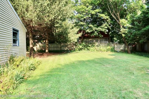 225 Cedar St, Oakhurst NJ 07755-1509 exterior