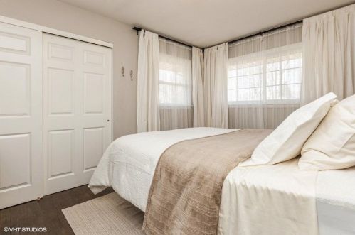 8245 Daphne St, Milwaukee WI 53223-5560 exterior