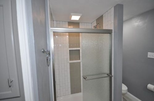 2215 Country Club Dr, Pittsburgh PA  15241-2333 exterior