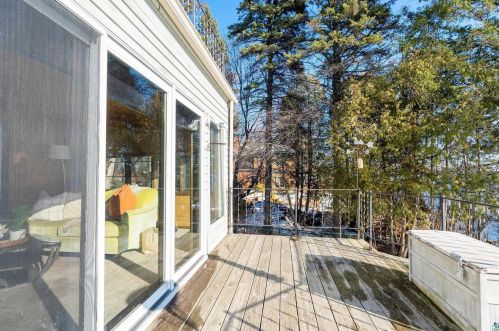 5708 London Rd, Duluth MN 55804-2517 exterior