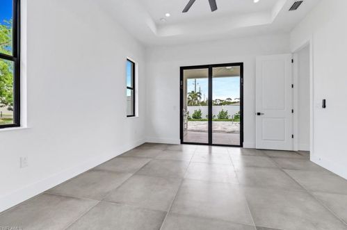 3620 10 St, Naples FL 34103-3811 exterior