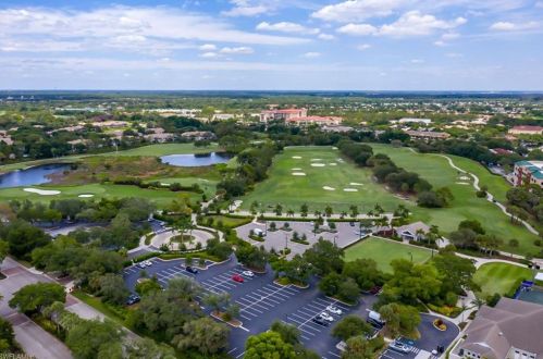 8325 Excalibur Cir, Naples FL 34108-7724 exterior