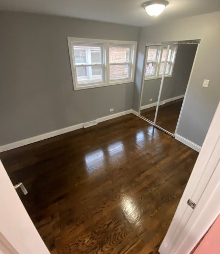 8427 Cregier Ave, Chicago IL  60617-2222 exterior