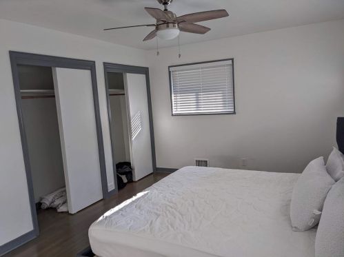 1283 Carolyn Dr, Atlanta GA 30329-3547 exterior