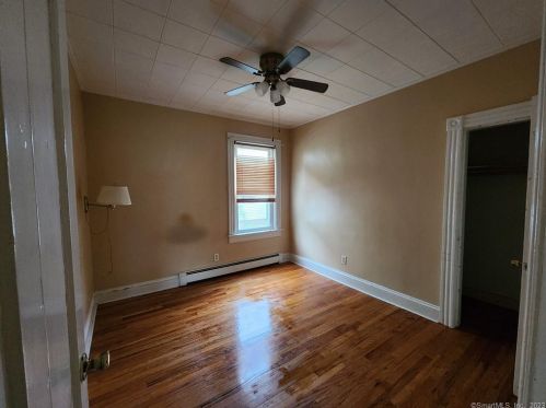 122 Lewis Blvd, Killingly CT 06239-1627 exterior