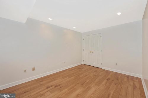 17531 Applewood Pl, Rockville MD 20855-1559 exterior