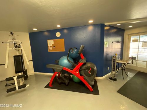 5373 Paseo De La Terraza, Tucson AZ 85750-6405 exterior