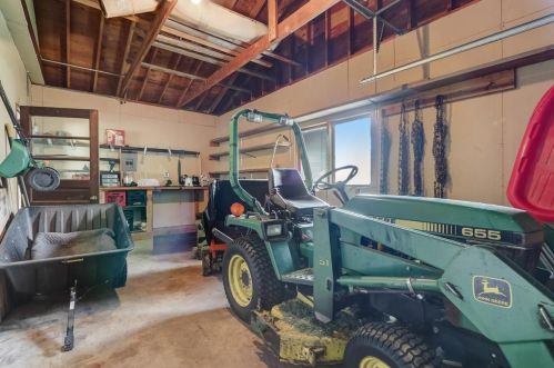 1702 Rose Farm Rd, Bull Valley IL 60098-9564 exterior