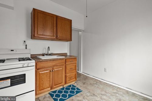 3042 Livingston St, Philadelphia PA 19134-5039 exterior