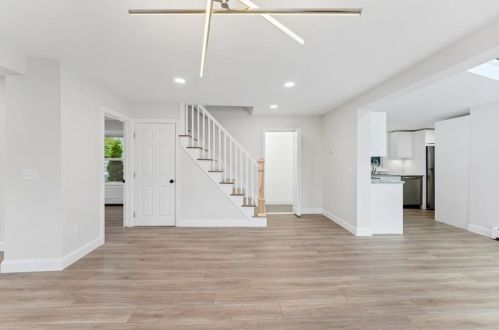 58 Sweet Ave, Woonsocket, RI 02895-3522