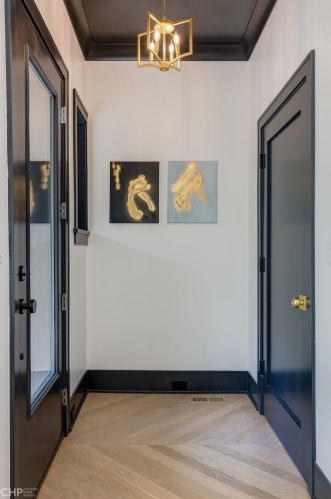 2637 Mozart St, Chicago IL  60647-1739 exterior