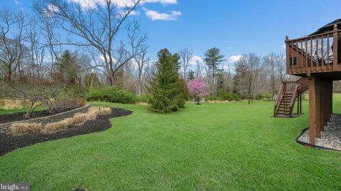 2706 Dillon Dr, Jamison PA 18929-1259 exterior